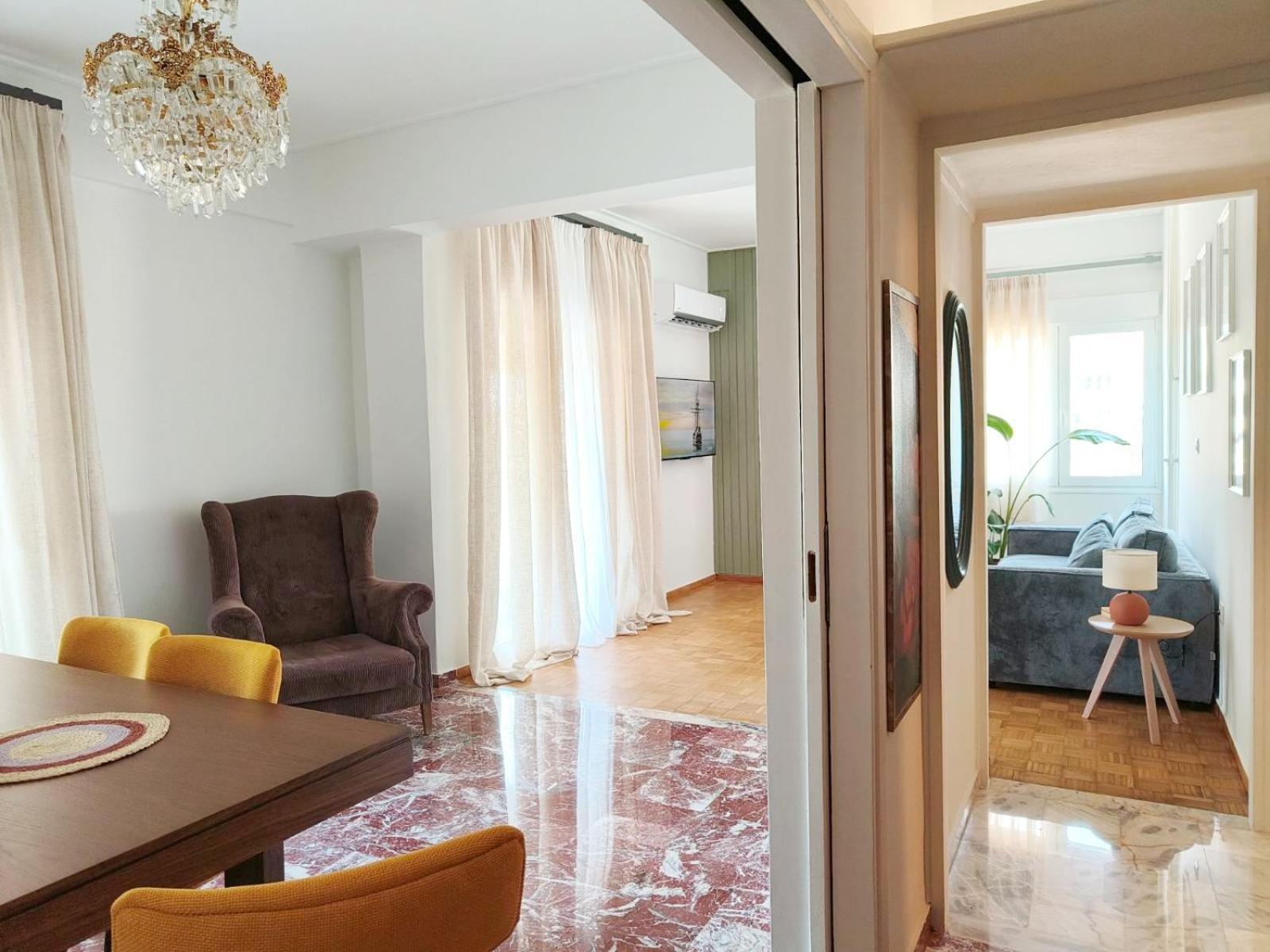 Stylish Artistic Flat With View, Three Min To Metro Apartment Atena Exterior foto