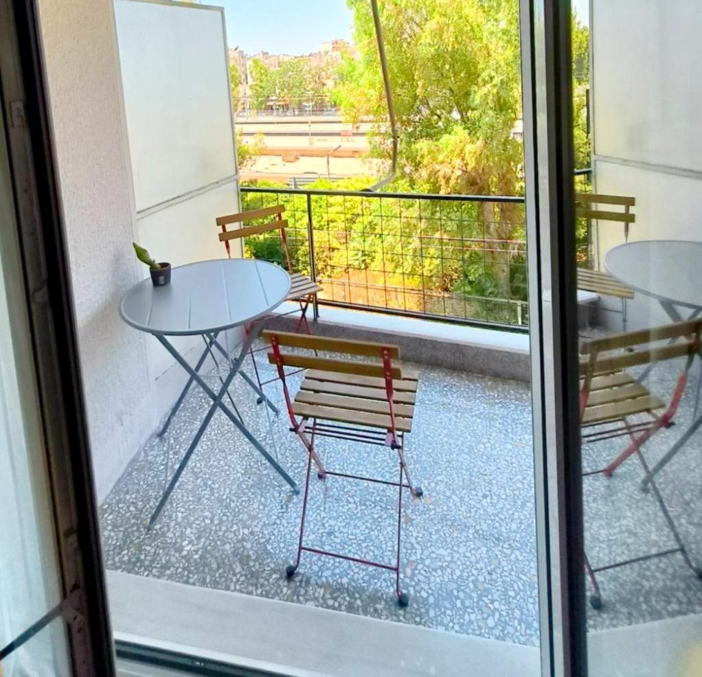 Stylish Artistic Flat With View, Three Min To Metro Apartment Atena Exterior foto